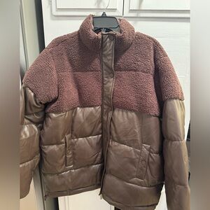 Good American puffer jacket